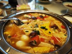 三鲜煲-威坪饭店