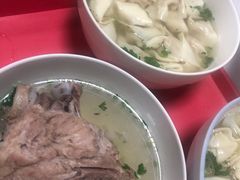 -周震馄饨