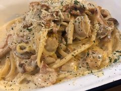 奶油培根意面-HELLO 27 意面·沙拉·帕尼尼