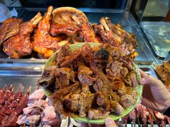 -艾力江和田馕坑烤肉店