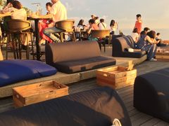 -Sunset Bar(丹绒亚路香格里拉店)