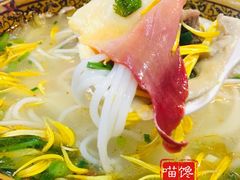 -桥香园云南过桥米线(金马碧鸡店)
