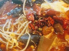 -渝是乎川渝小炒(新世界百货望京店)