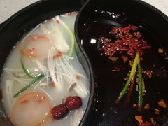 -钢管厂歆瑞源油卤串串香(春熙路太古里店)