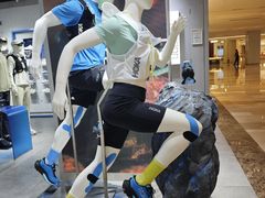 -HOKA(北京蓝色港湾店)