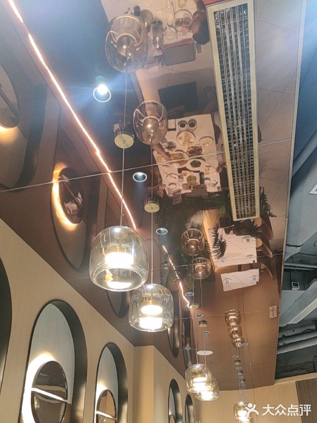 尝鲜 美味佳肴探店