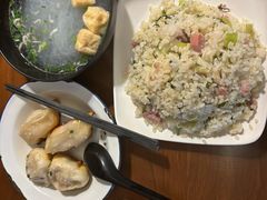 -舒蔡记生煎菜饭(云南中路店)
