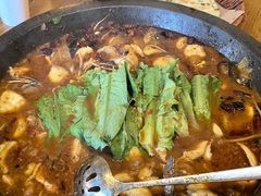 -都江堰石锅鱼