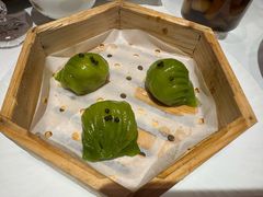 广式双色虾饺皇-名人坊·新派粤菜(河西奥体博览中心金鹰世界店)