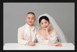 -雪中彩影婚纱摄影·微光艺术中心