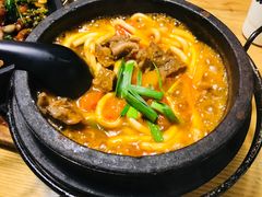 石锅牛腩-徽湘园和马路串串火锅