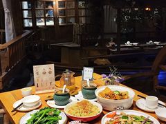 -花溪雨·森林餐厅(石基店)