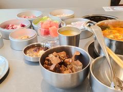 -晓沸牛肉海鲜小火锅(白湖亭万达广场店)
