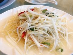 蛰皮拌菜芯-新洪记·丽久饭店(铁西店)