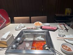 -海底捞火锅鲜切牛肉主题店(长寿路店)