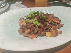 俄式煎蘑菇-米德维奇俄式西餐厅(西六道街店)
