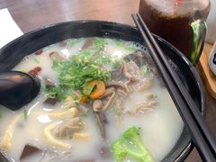 -鸭小妹鸭血粉丝(老门东店)