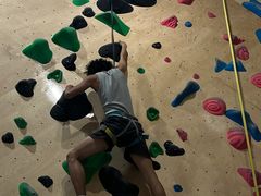 -ROCKPLUS攀岩馆(环宇城店)