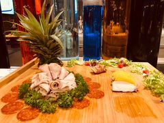 -飨食汇全日制餐厅·昆山皇冠假日酒店(九方店)