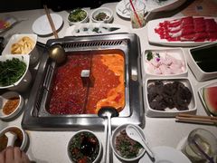-海底捞火锅鲜切牛肉主题店(长寿路店)