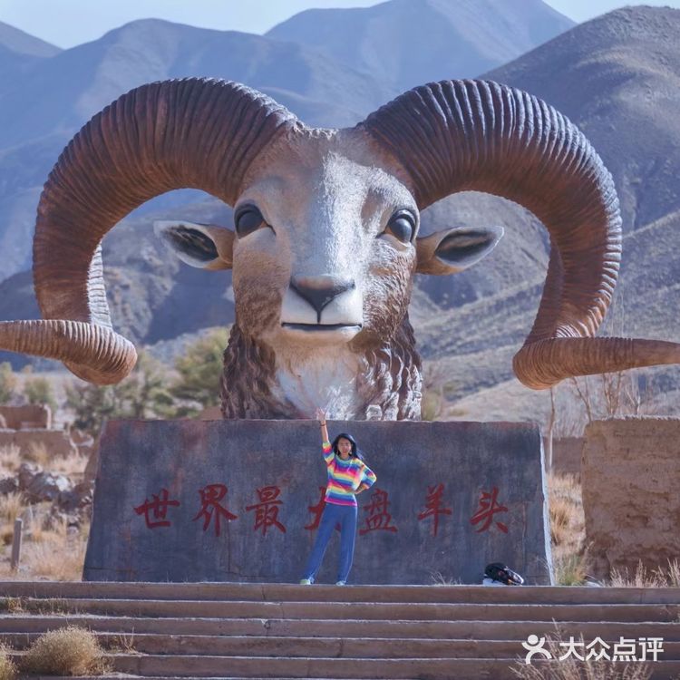 九层妖塔取景地，被人遗忘的阿克塞石油小镇