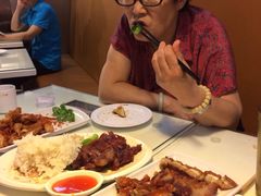 -新大咀港式茶餐厅(宝山万达店)