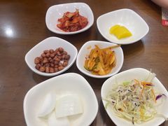 -贵宾庄炸酱面·韩式料理(高区店)