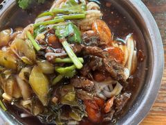 -灵山卢梅燕粉店