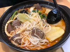 -Hi Joopo Hot Pot 吉阿婆麻辣烫