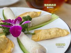 -墨脱石锅椰子鸡•香草鸭•东山羊(大东海店)