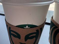 -星巴克臻选(盐城金鹰聚龙湖店)