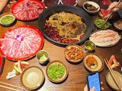 -萍姐火锅·公路夜市(武汉首店)