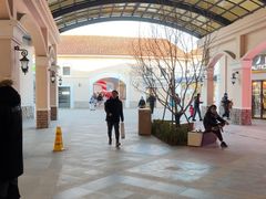 -斯普瑞斯奥特莱斯