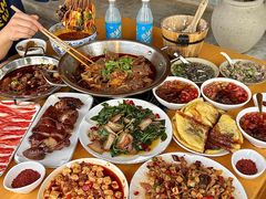 -大众跷脚牛肉馆·非遗传承单位(峨眉山店)