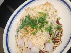 葱油三虾拌面-老头儿油爆虾·知味杭州(爱琴海购物中心)