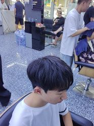 -藤野造型专业烫染接发