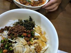 -建新园过桥米线(老街店)