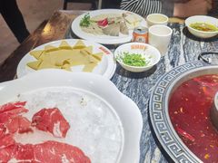-晓宇重庆火锅(大唐不夜城店)