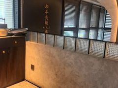 -铭牛烧肉·和牛海鲜自助(高新月牙湖店)