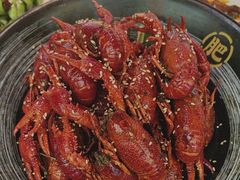 -肥肥虾庄·金牌油焖大虾(沙湖店)