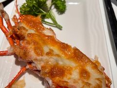 -宝利来国际大酒店-凤凰阁旋转餐厅