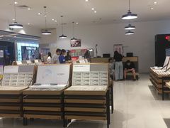 -OYEA欧野眼镜(武商MALL·众圆店)
