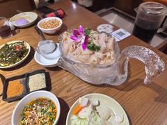 -佬土鹅肠火锅(解放路店)