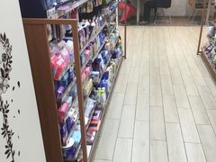 -全家便利店(长江西路店)