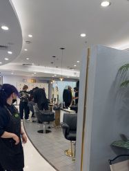 点击看大图 -八佰伴8008星级形象店
