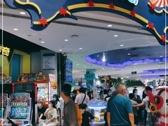 -反斗乐园π·电玩·高空拓展·蹦床(龙华天虹店)