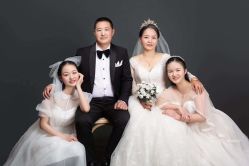 -皇家施华洛新派婚纱摄影(大正街店)