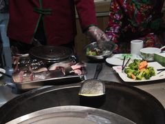 -屯老二农家铁锅炖·行业领军者(梅江店)