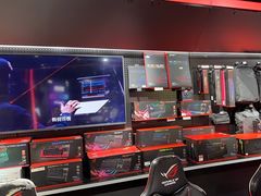 -ROG玩家国度(美罗城店)