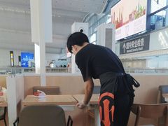 -遇见小面(白云机场T2安检外店)